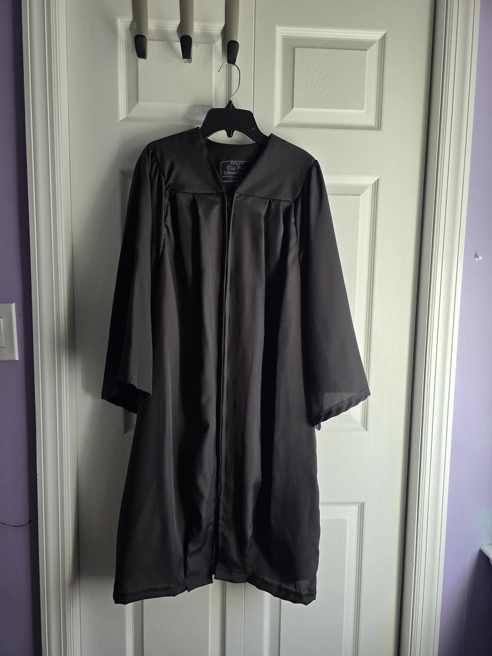 Oak Hall GreenWeaver Black Graduation Gown 4'9 to 4'11